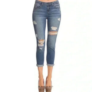 "Dessy" Rolled Up Distressed Crop Jeans